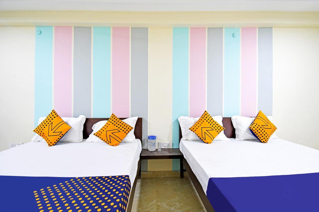 Spot On 67472 Anant Palace Raj Nandgaon Exterior photo