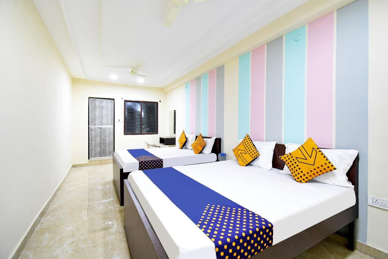 Spot On 67472 Anant Palace Raj Nandgaon Exterior photo